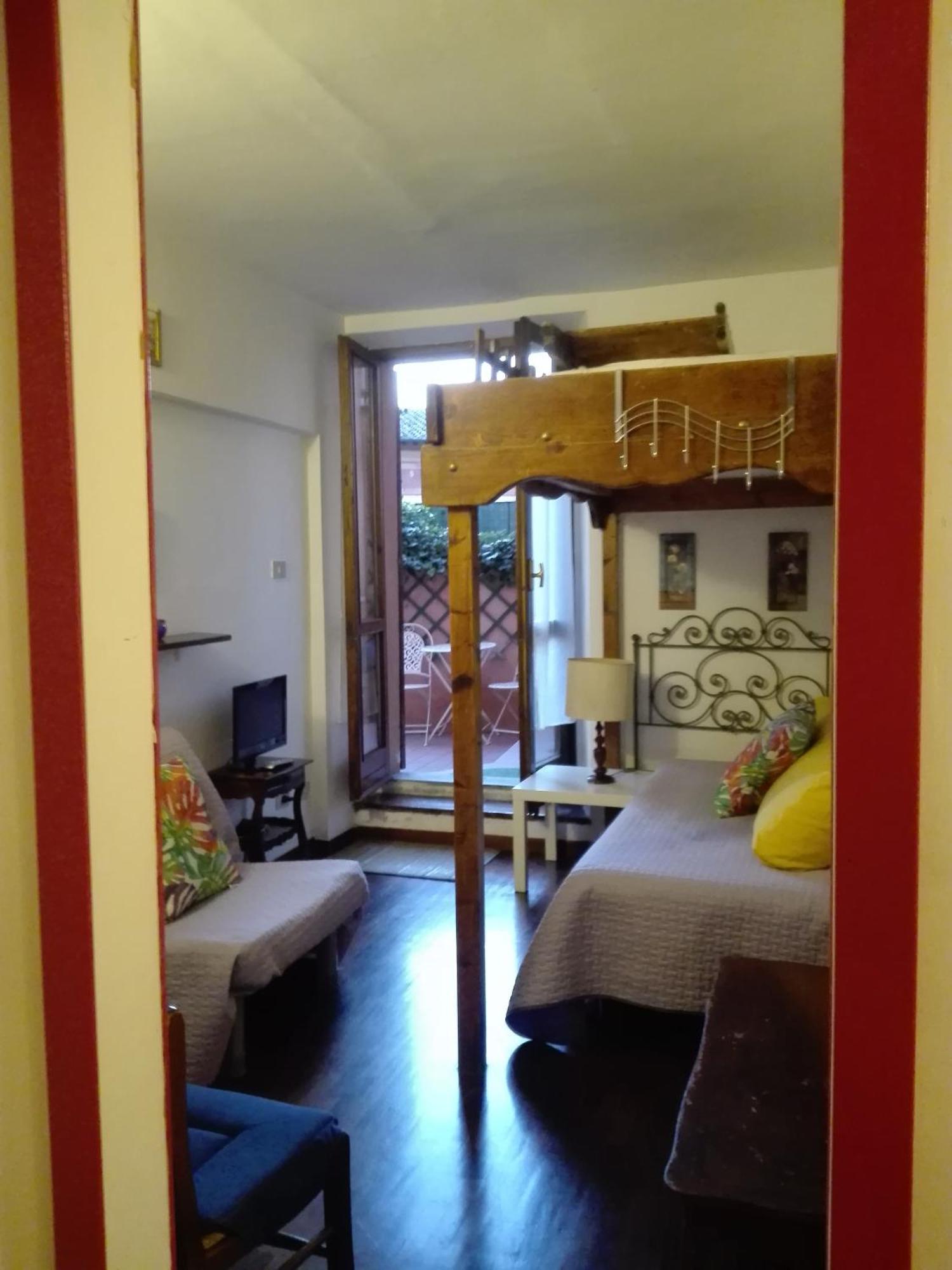 Al Giardino Di Alice Bed & Breakfast Perugia Bagian luar foto