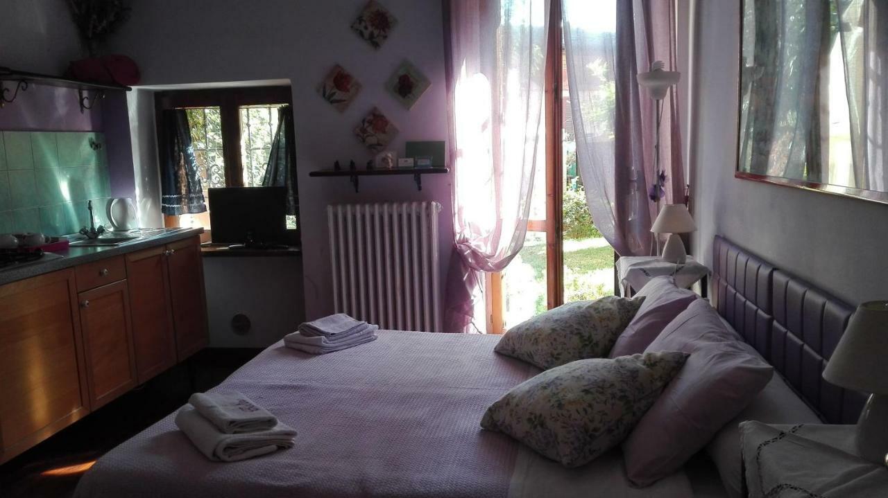 Al Giardino Di Alice Bed & Breakfast Perugia Bagian luar foto
